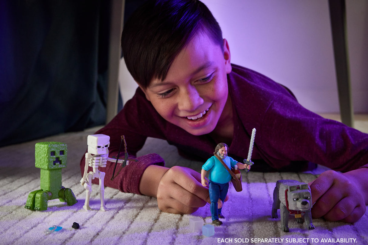 Minecraft Dennis the Wolf Action Figure & Accessories, 3.25-inch Toy Set Inspired by A Movie