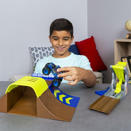 Monster Jam: Official Freestyle Playset (assorted styles)