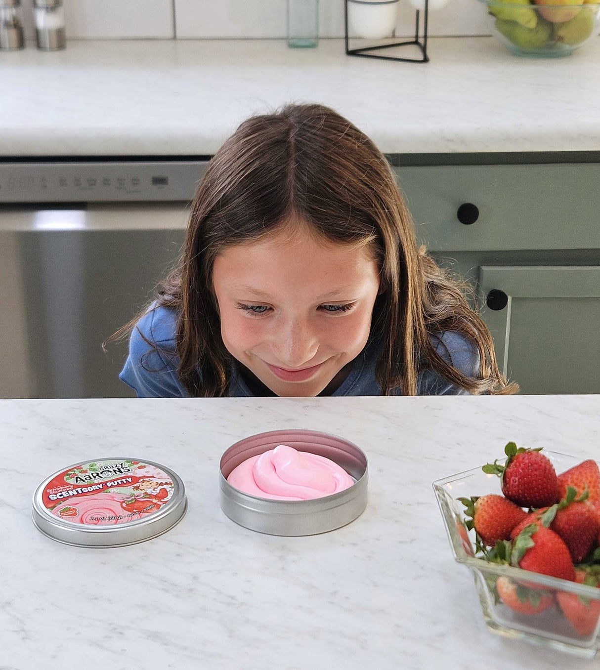 Crazy Aaron's Strawberry Shortcake SCENTsory Putty