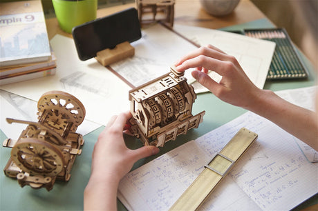 Ugears STEM LAB Counter